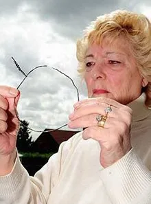 Elsie Foster with the snare